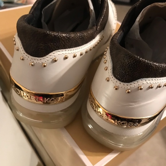 Michael Kors beautiful shoes - Picture 6 of 6